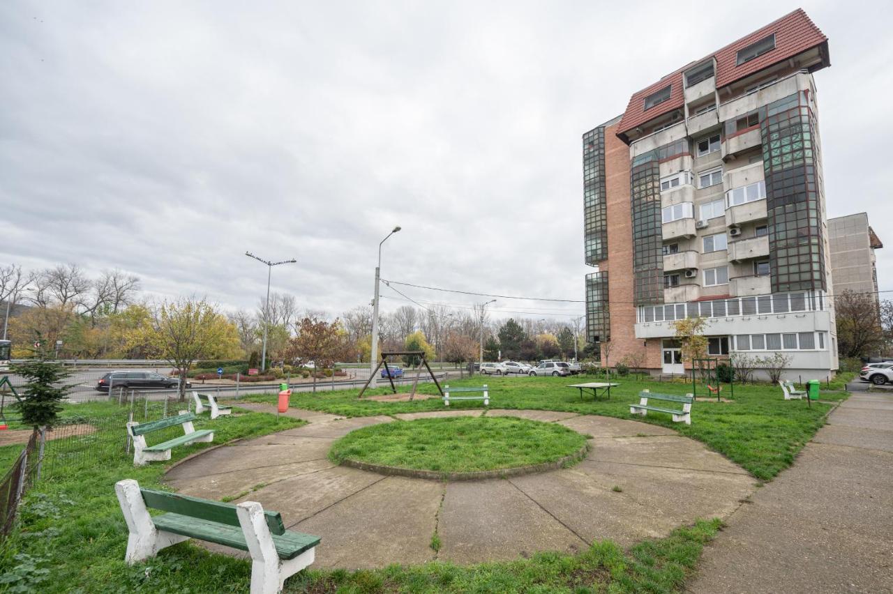 Dragos Flat Apartamento Oradea Exterior foto
